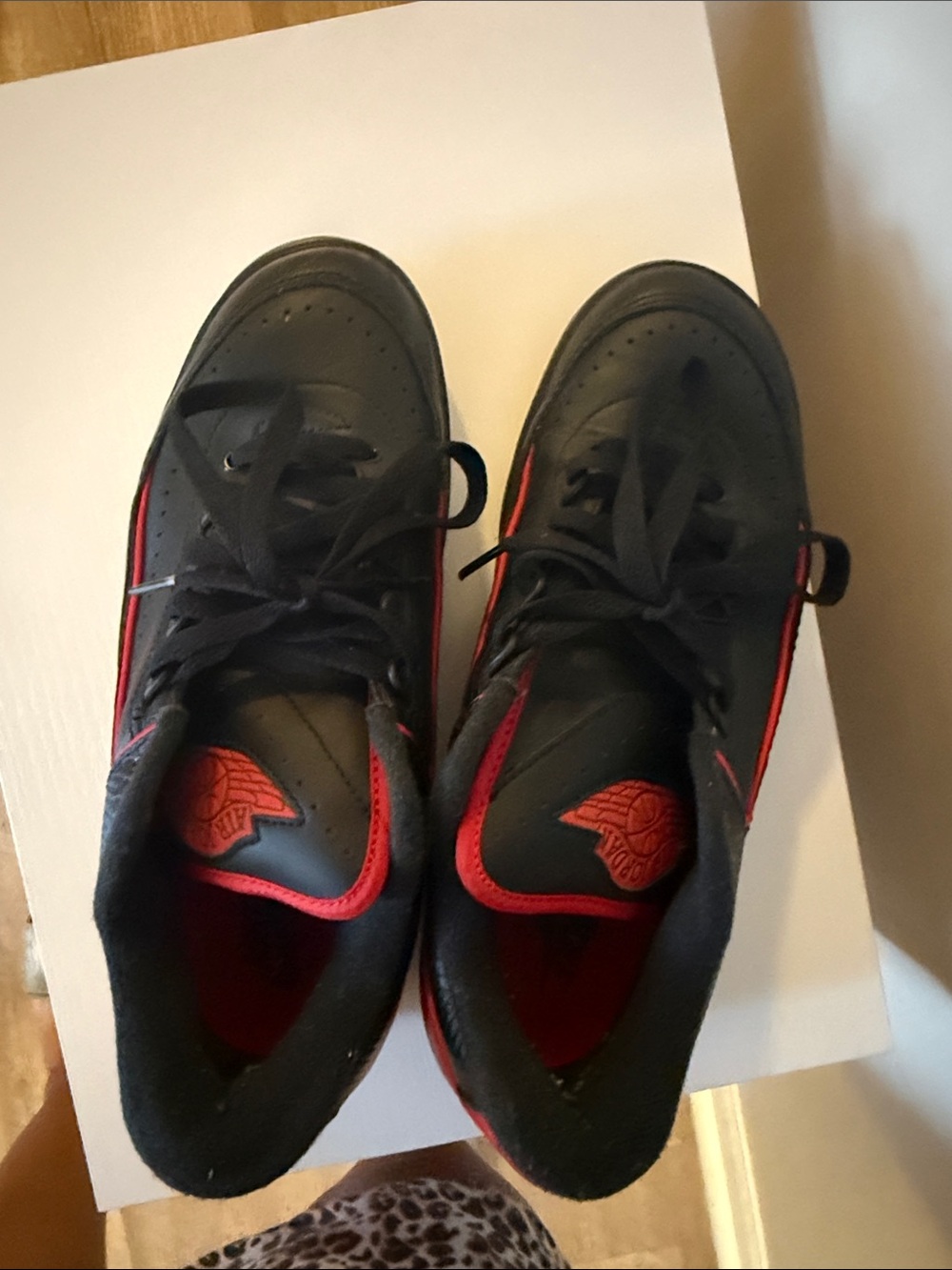 Jordan Kids Black and Red Low-Top Sneakers